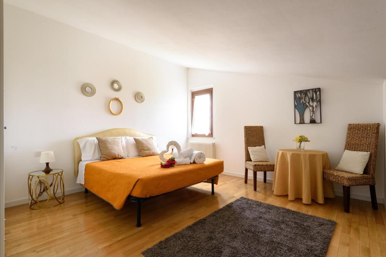 Luglie 360° Panoramic Terrace Apartment Сиена Екстериор снимка
