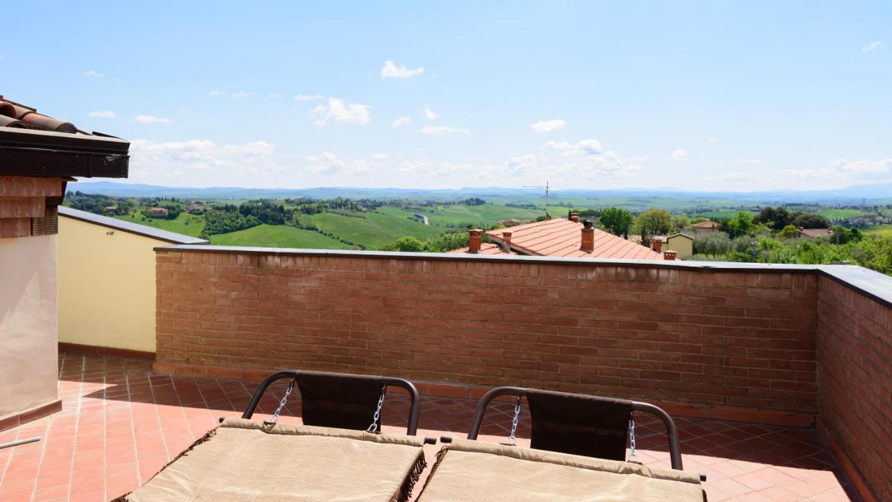 Luglie 360° Panoramic Terrace Apartment Сиена Екстериор снимка
